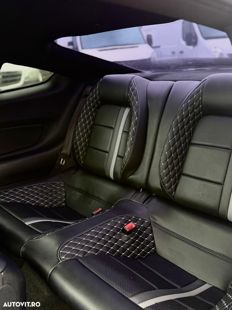 Ford Mustang 2.3 EcoBoost - 9