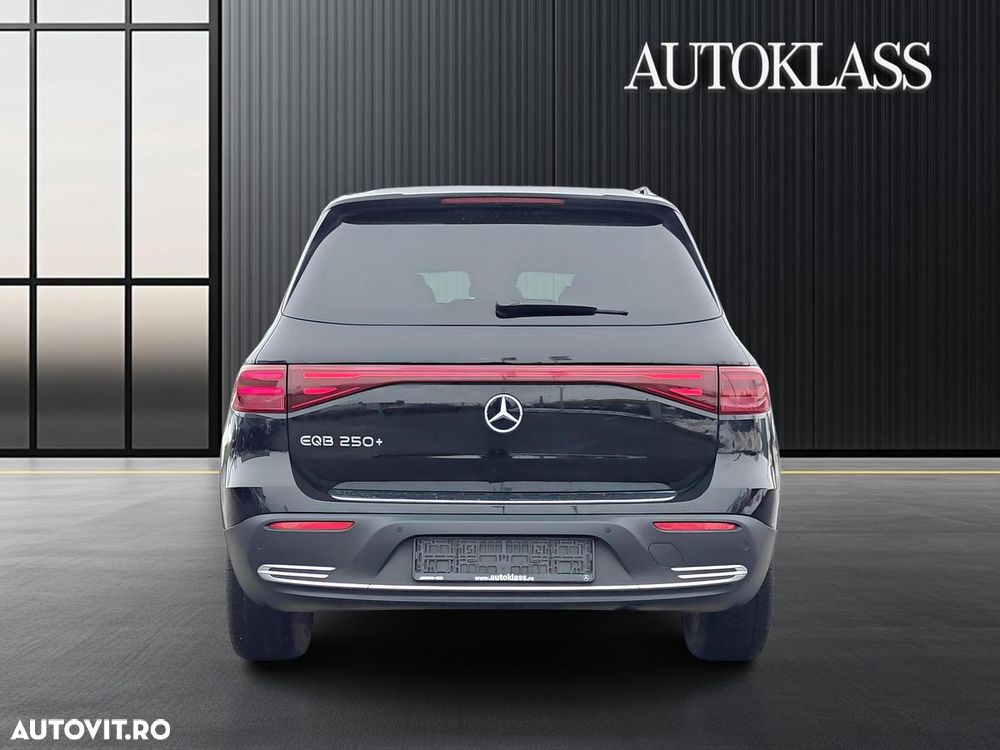 Mercedes-Benz EQB 250+ - 4