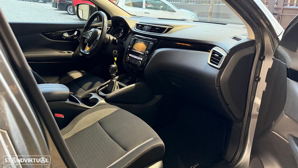 Nissan Qashqai 1.5 dCi ACENTA - 11
