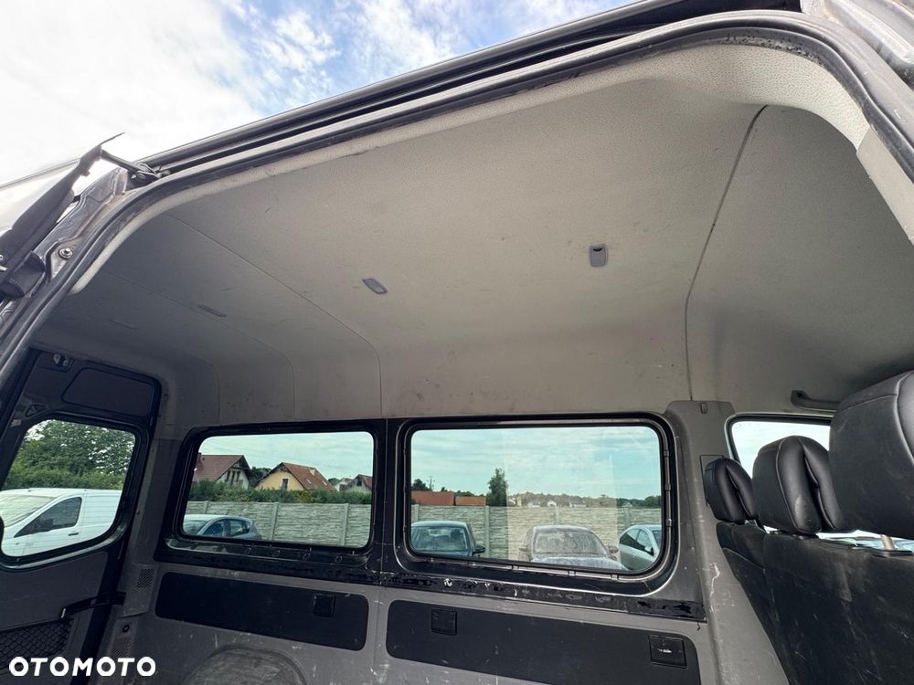 Mercedes-Benz Sprinter - 27