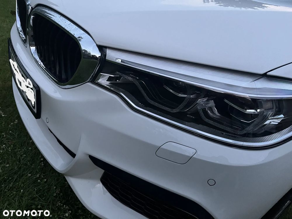 BMW Seria 5 520d xDrive M Sport sport - 12