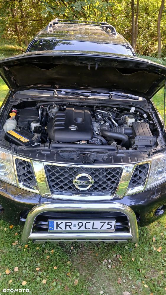 Nissan Pathfinder 2.5 D LE - 13