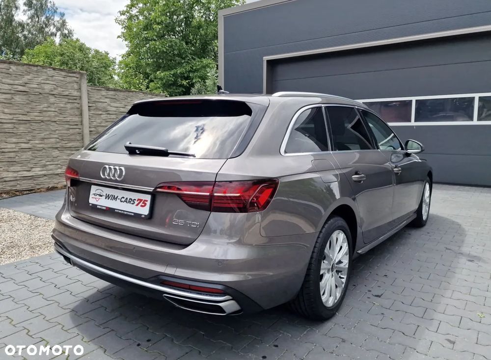 Audi A4 Avant 35 TDI S tronic - 13