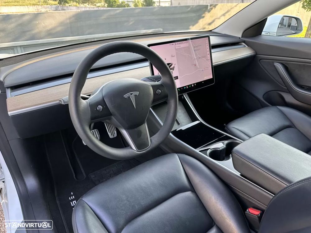Tesla Model 3 Long-Range Dual Motor AWD - 24