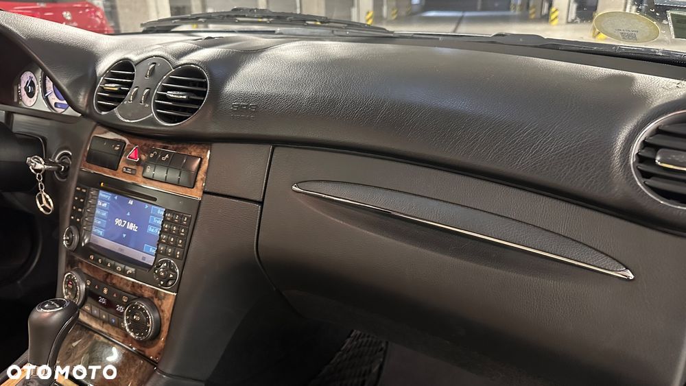 Mercedes-Benz CLK 350 Avantgarde - 27