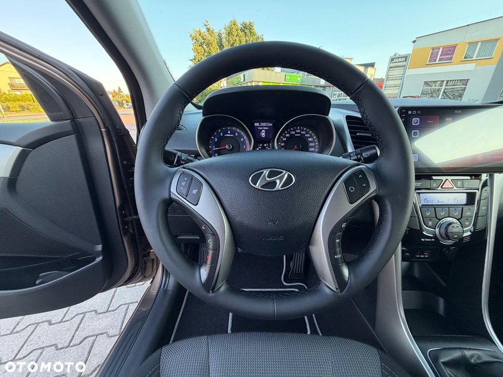 Hyundai i30 1.4 Premium - 15