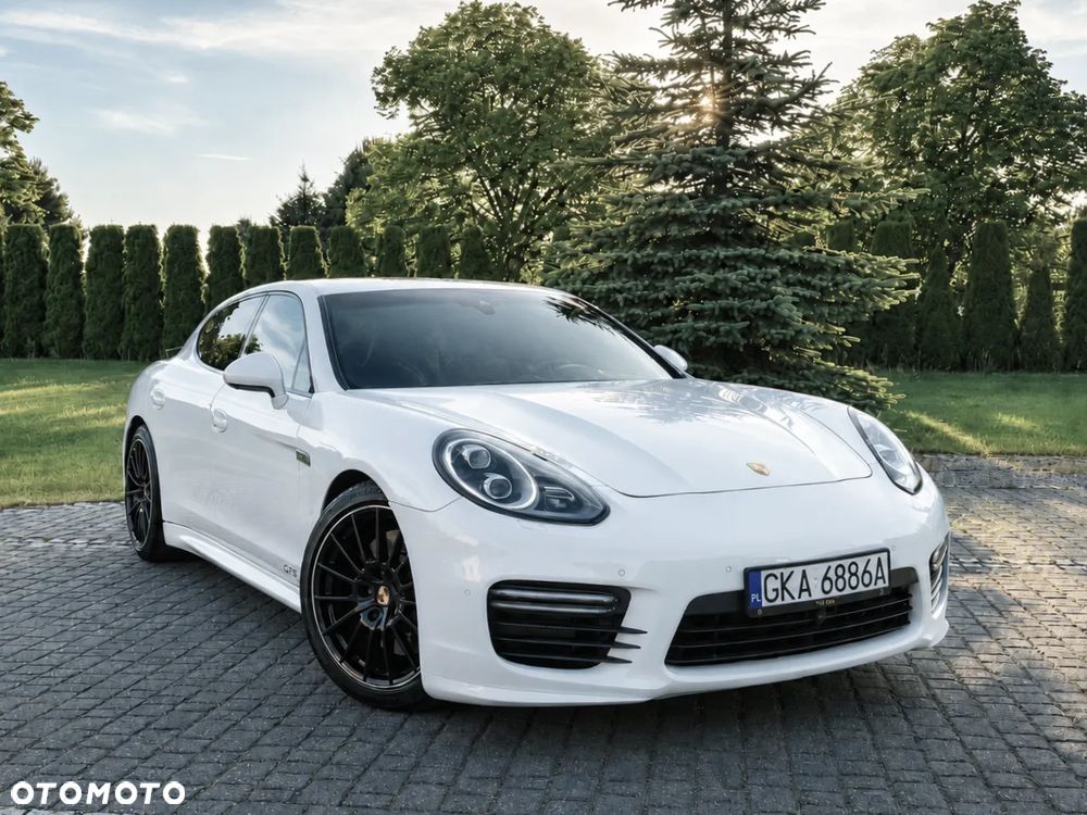 Porsche Panamera GTS - 3