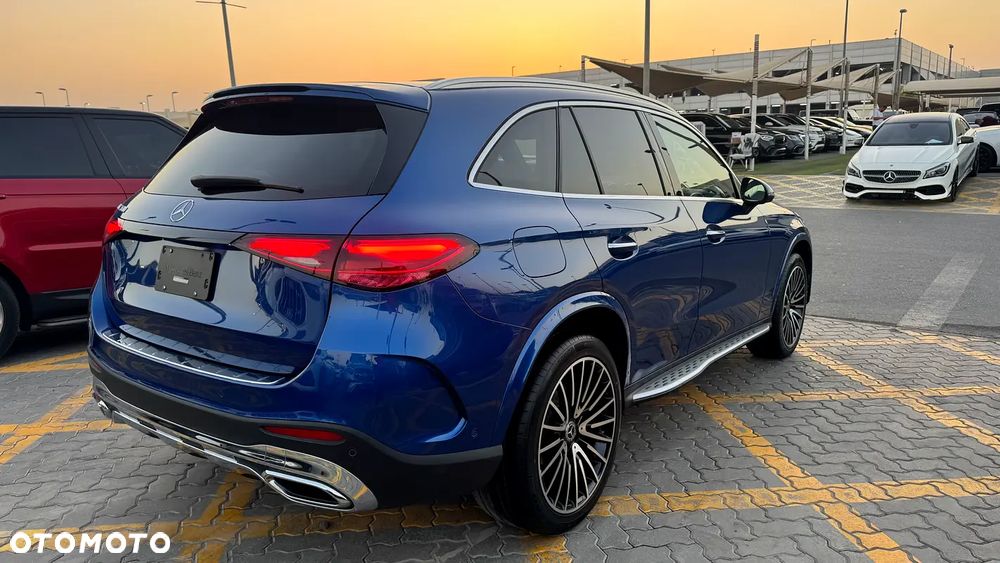 Mercedes-Benz GLC 300 4Matic 9G-TRONIC - 2