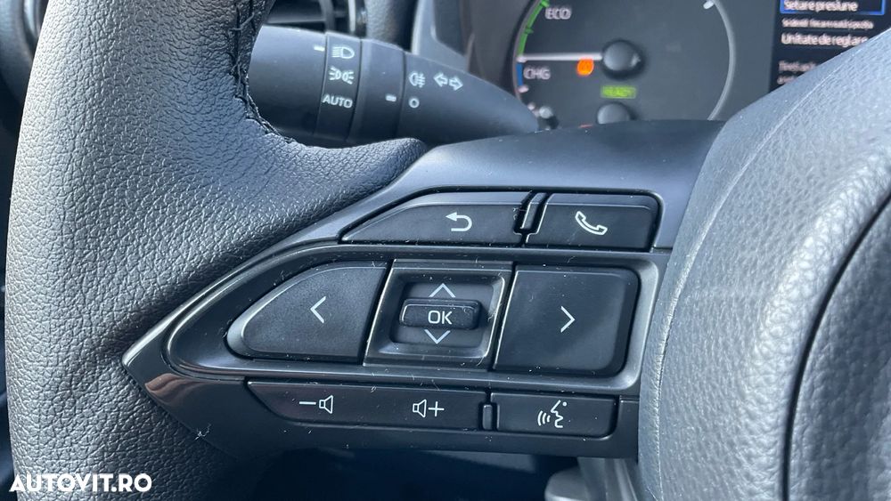 Toyota Yaris 1.5 VVT-i HSD Eco - 22