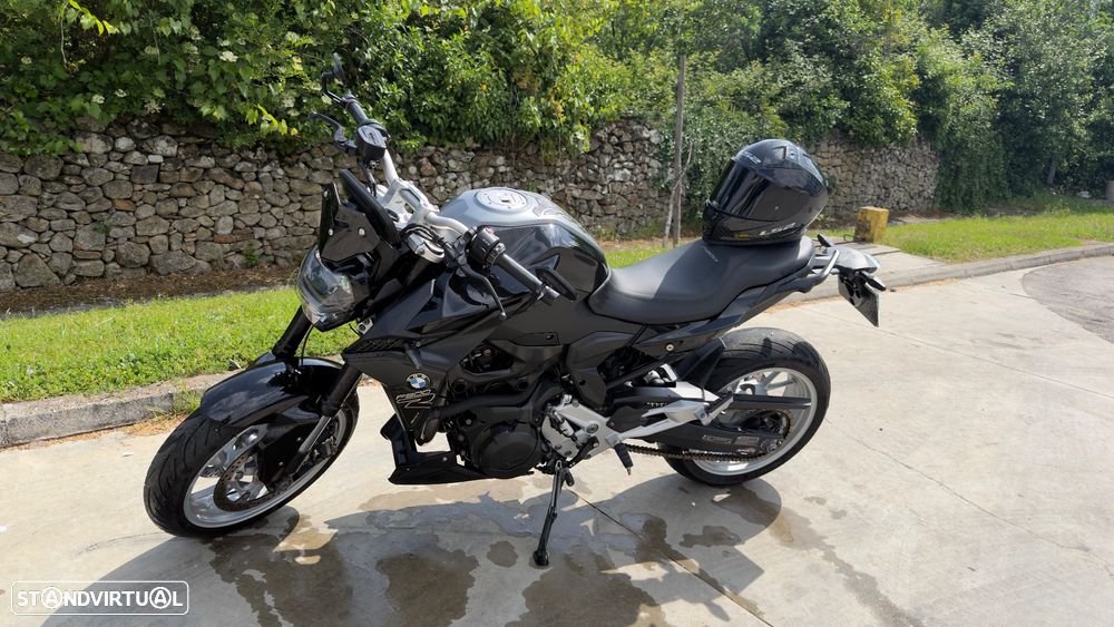 BMW F 900 R - 1