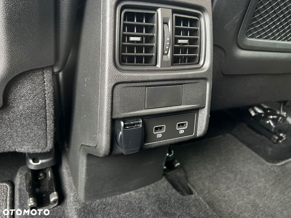 Renault Arkana E-TECH 145 R.S.LINE - 27