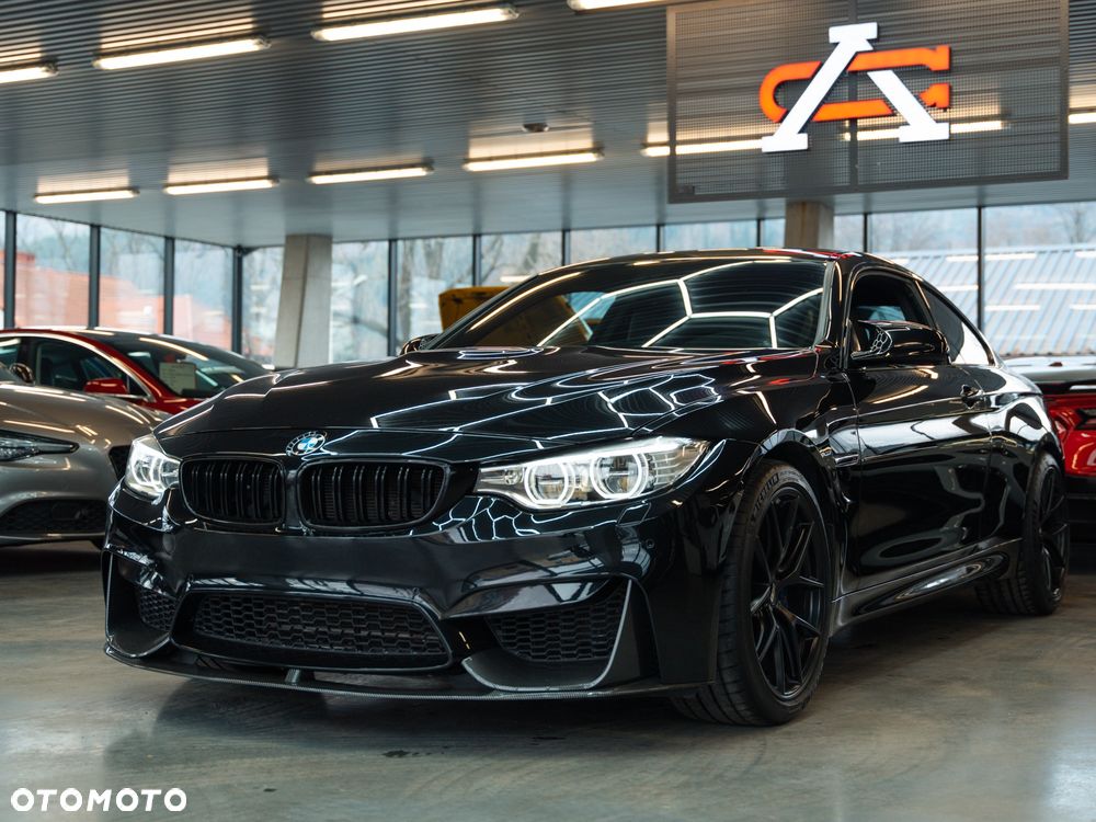 BMW M4 Coupe DKG - 2