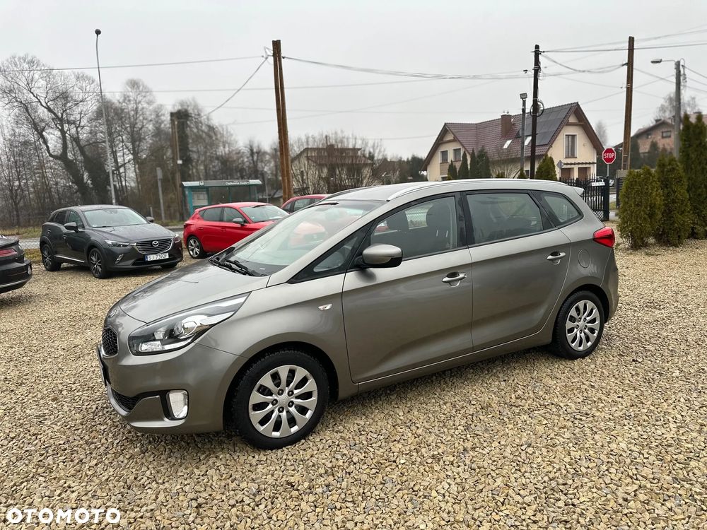 Kia Carens 1.7 CRDi 115 Dream Team Edition - 2