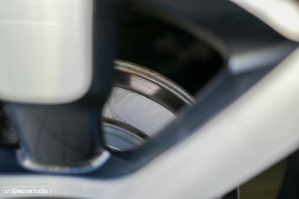 Citroën C4 Cactus 1.2 PureTech Shine - 19