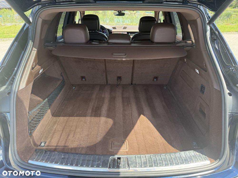 Porsche Cayenne Standard - 20