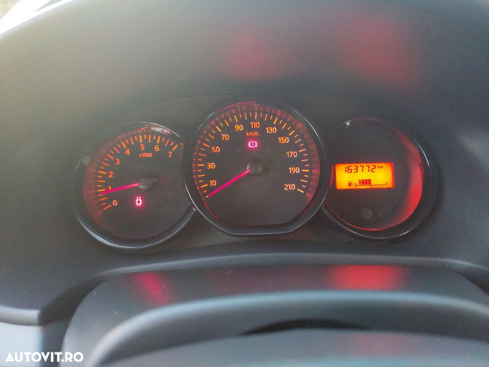 Dacia Sandero - 9