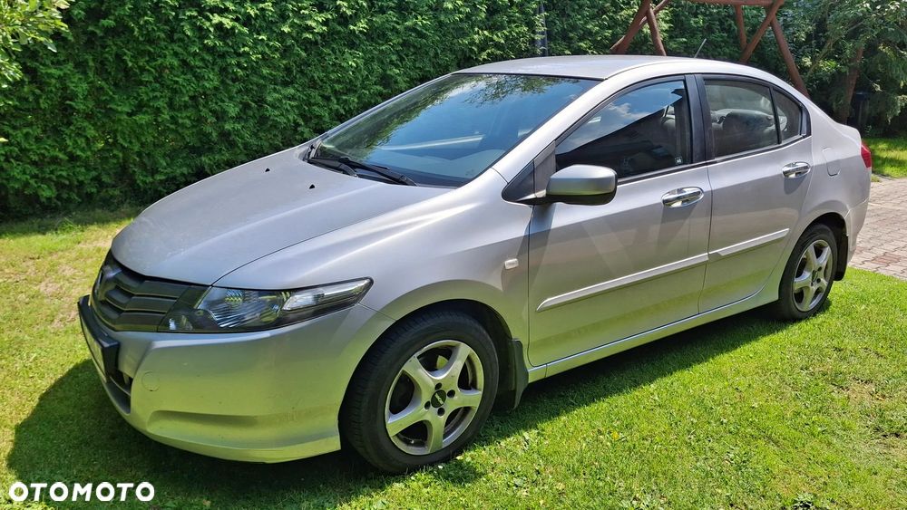 Honda City 1.4 Comfort - 1