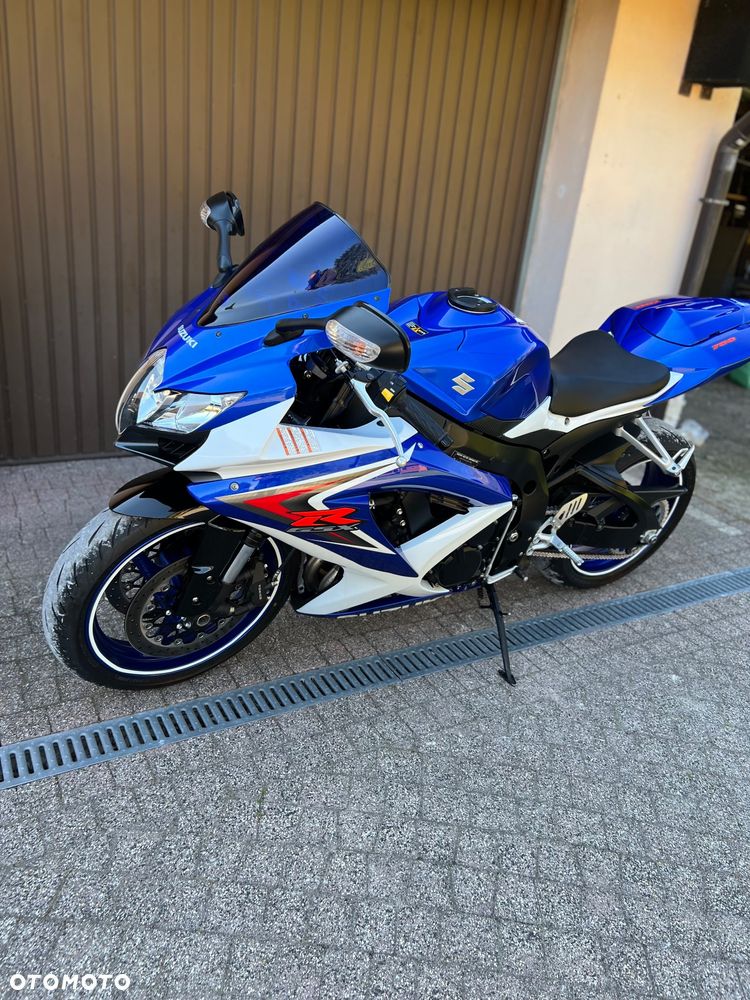 Suzuki GSX-R - 4