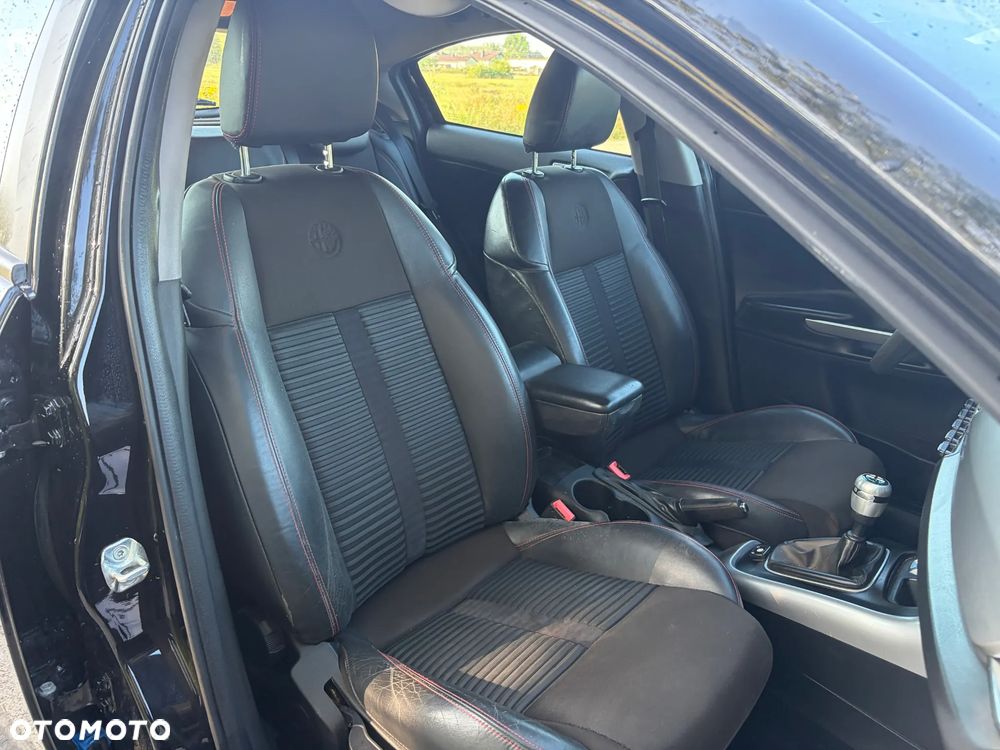 Alfa Romeo Giulietta 1.4 TB 16V Sport - 16