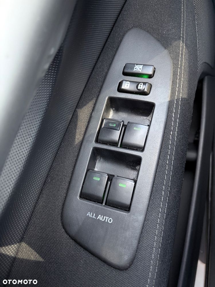 Toyota Auris 1.8 HSD Luna - 14