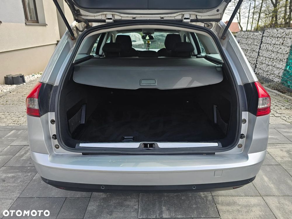 Citroën C5 2.0 HDi Dynamique Equilibre Navi - 20