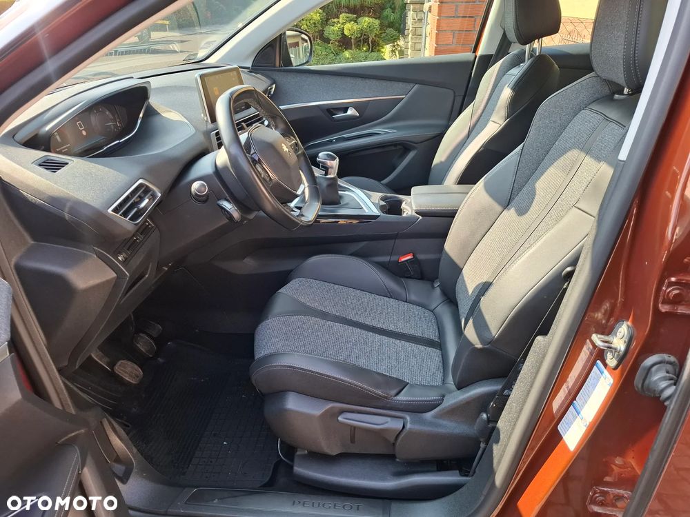 Peugeot 3008 1.5 BlueHDi Allure S&S - 16