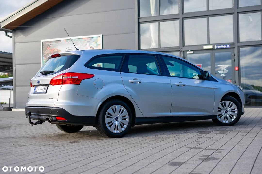Ford Focus Turnier 1.5 EcoBoost Start-Stopp-System ACTIVE - 18