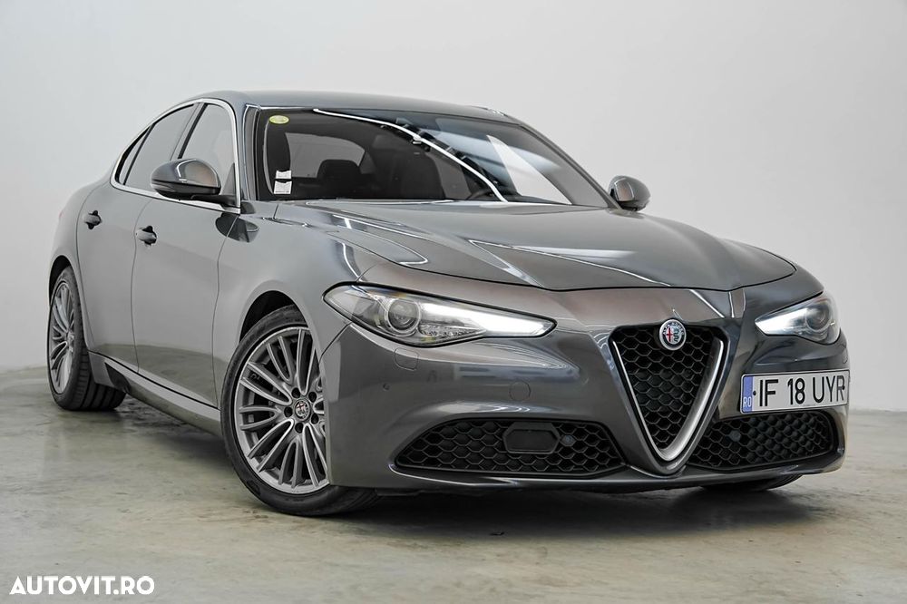 ALFA ROMEO Giulia 2018 — imagine 12