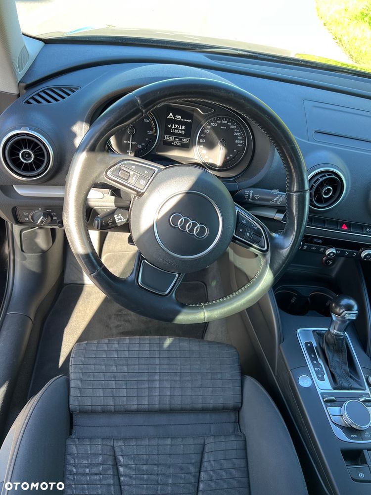 Audi A3 Sportback - 8