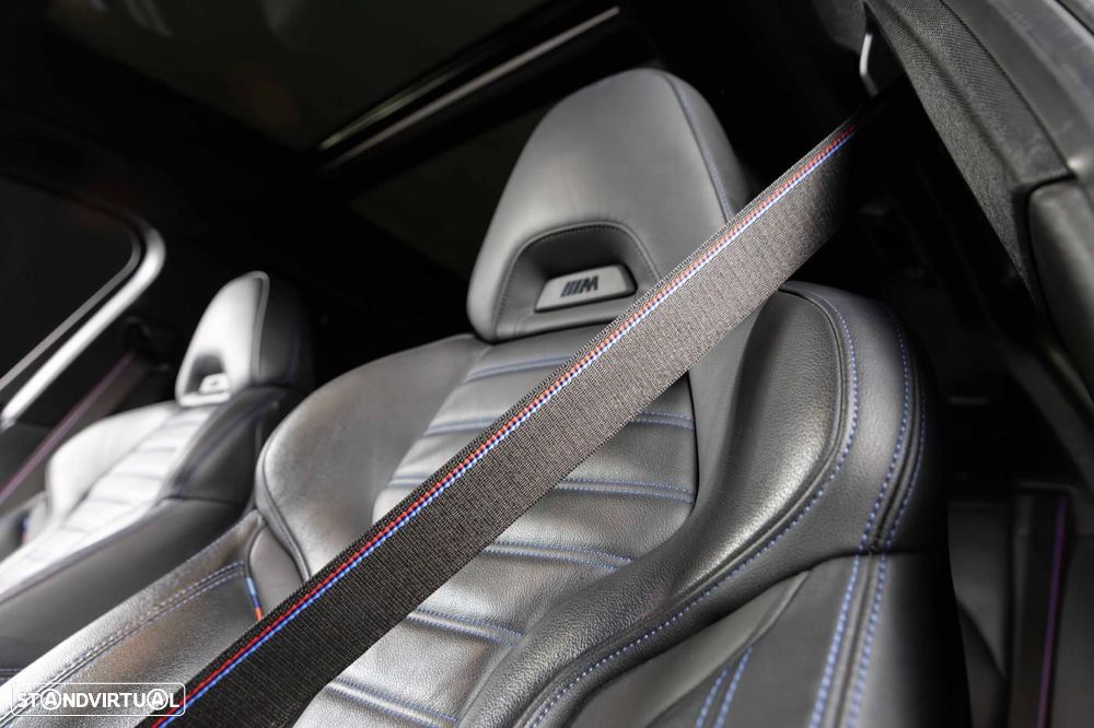 BMW 330 e Pack M Auto - 9