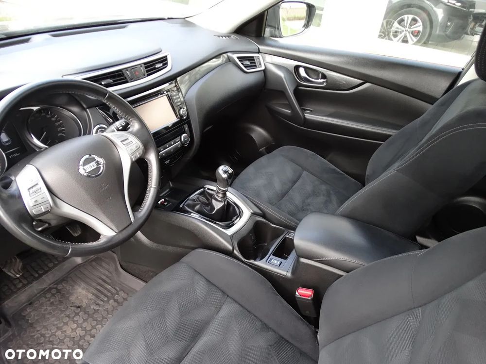 Nissan X-Trail - 10