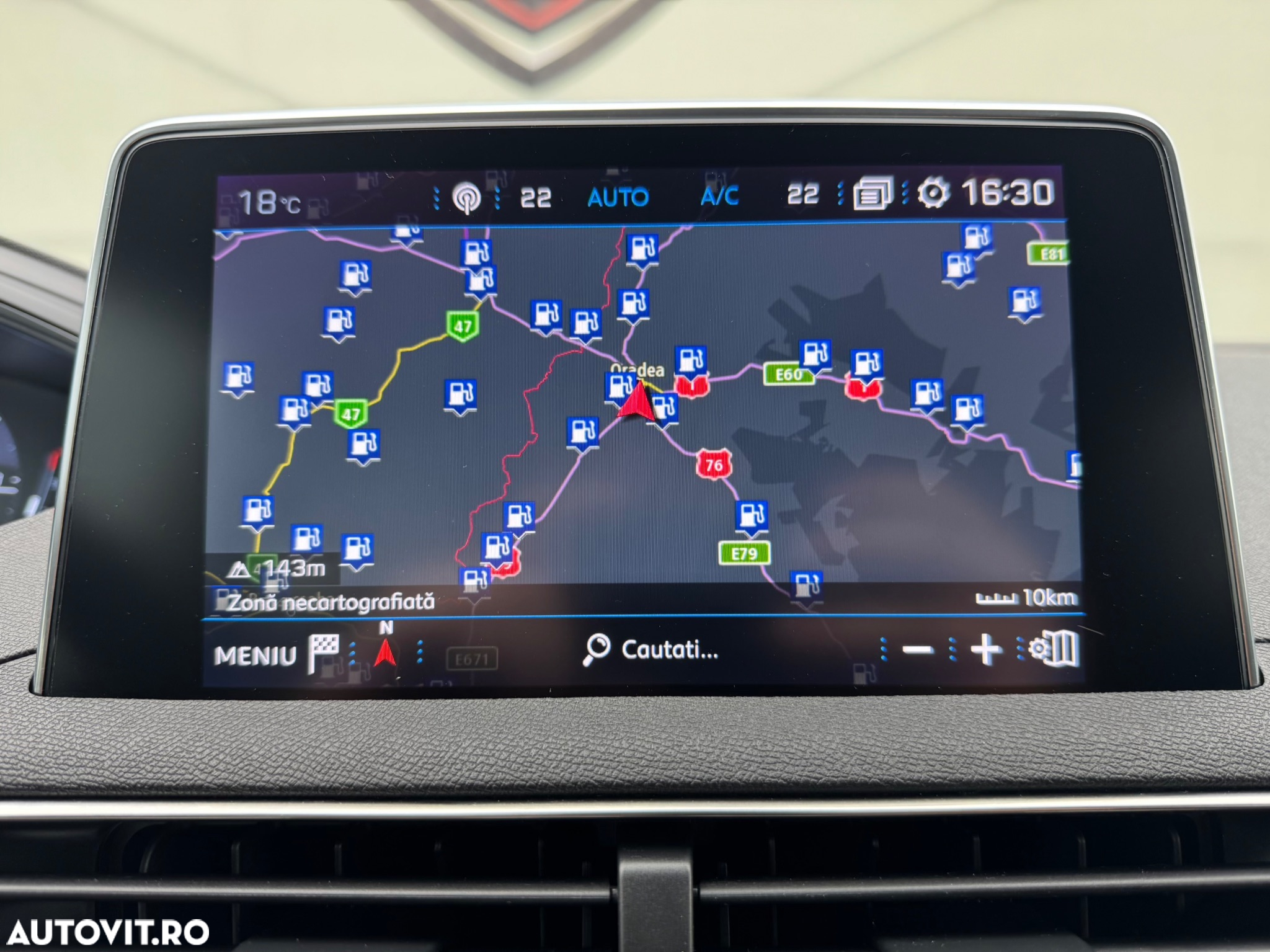 Peugeot 3008 BlueHDi 130 Stop & Start EAT8 Roadtrip - 11