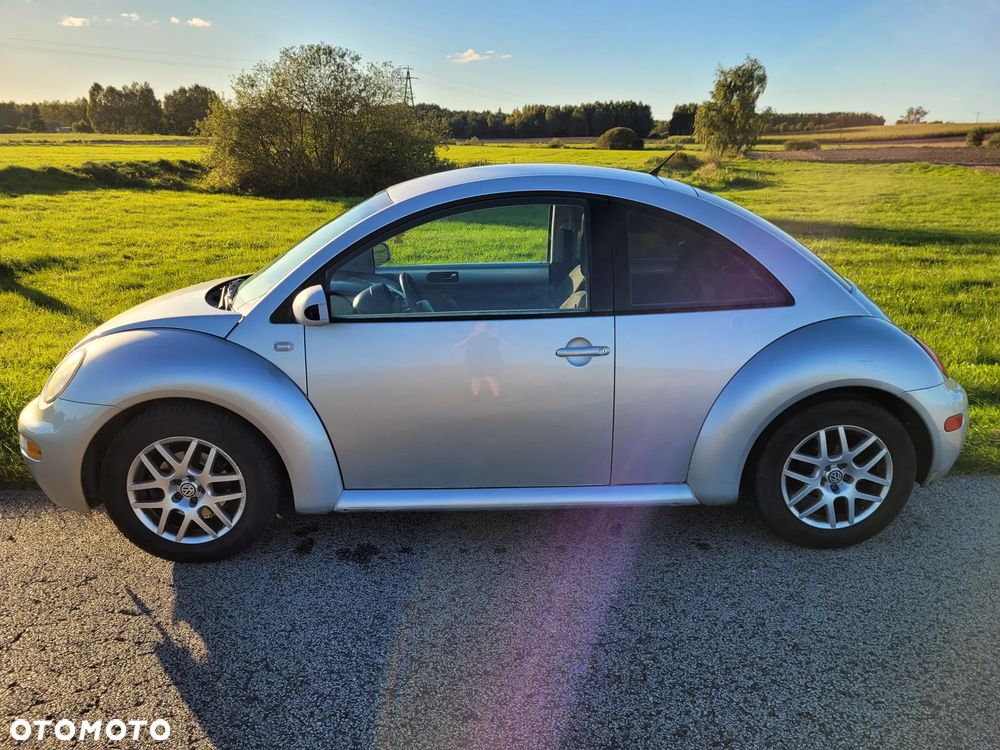 Volkswagen New Beetle 2.0 - 5