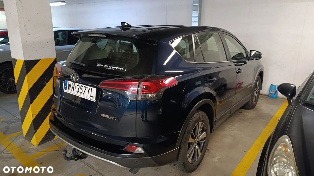 Toyota RAV4 2.0 D-4D Premium 4x2 - 12