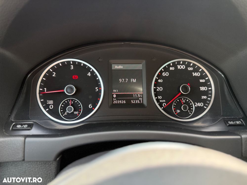 Volkswagen Tiguan - 16