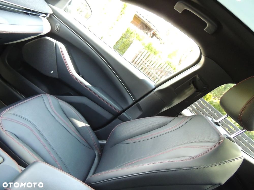 Ford Mustang Mach-E - 33