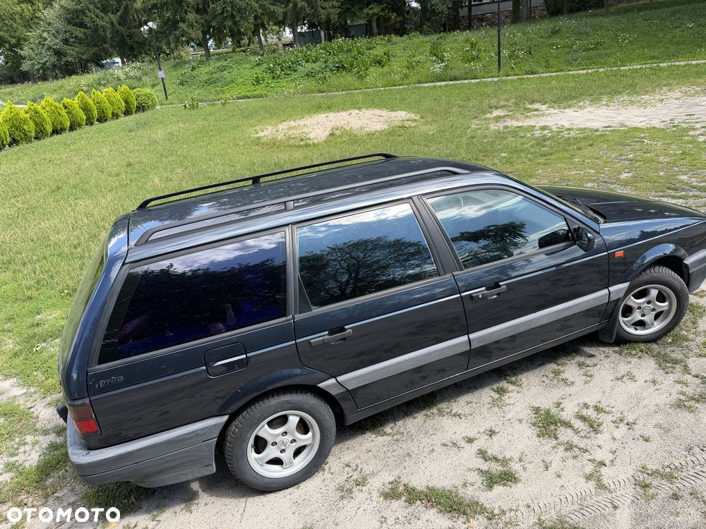 Volkswagen Passat 1.8 GL - 4