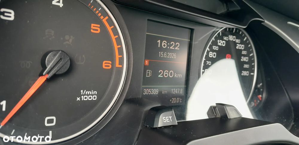 Audi A4 Avant 2.0 TDI - 16
