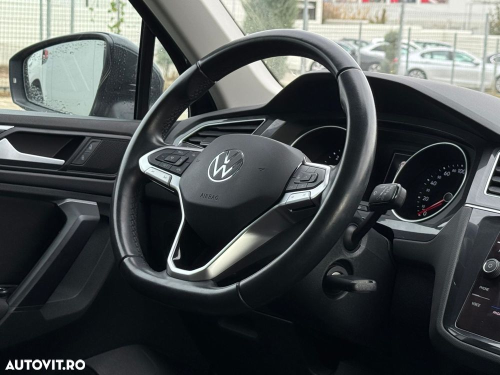 Volkswagen Tiguan - 8