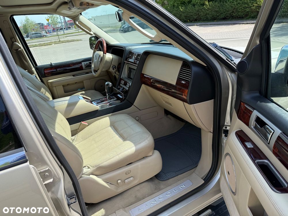 Lincoln Navigator 5.4 4WD Luxury - 11