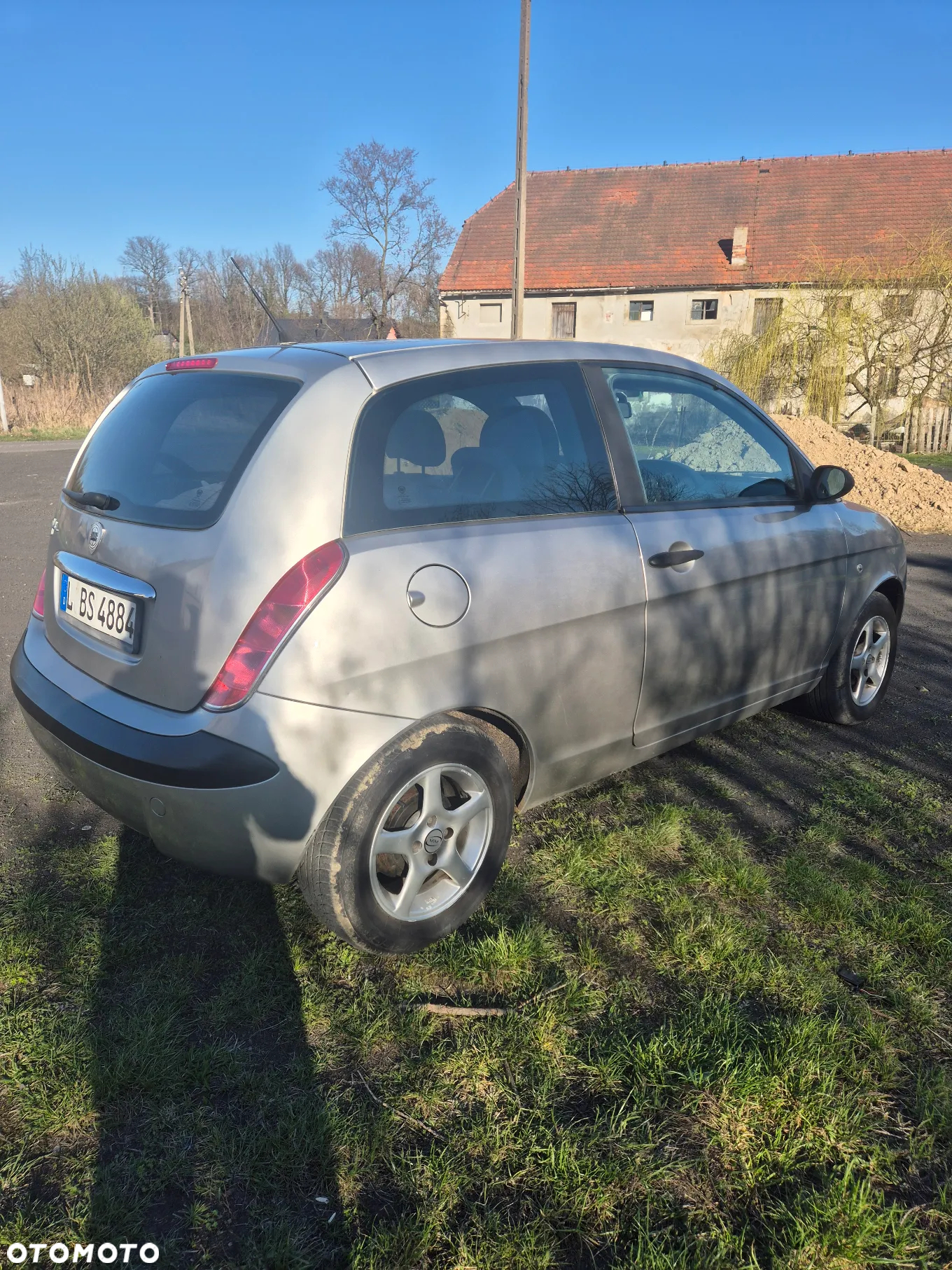 Lancia Ypsilon 1.2 8v - 8