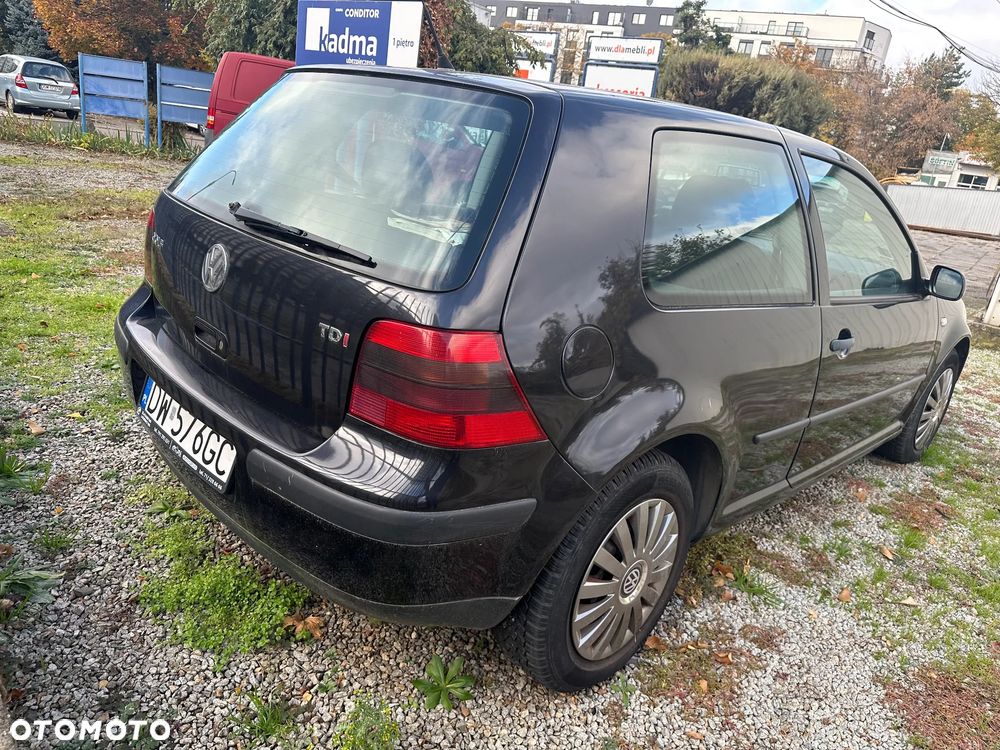 Volkswagen Golf - 4