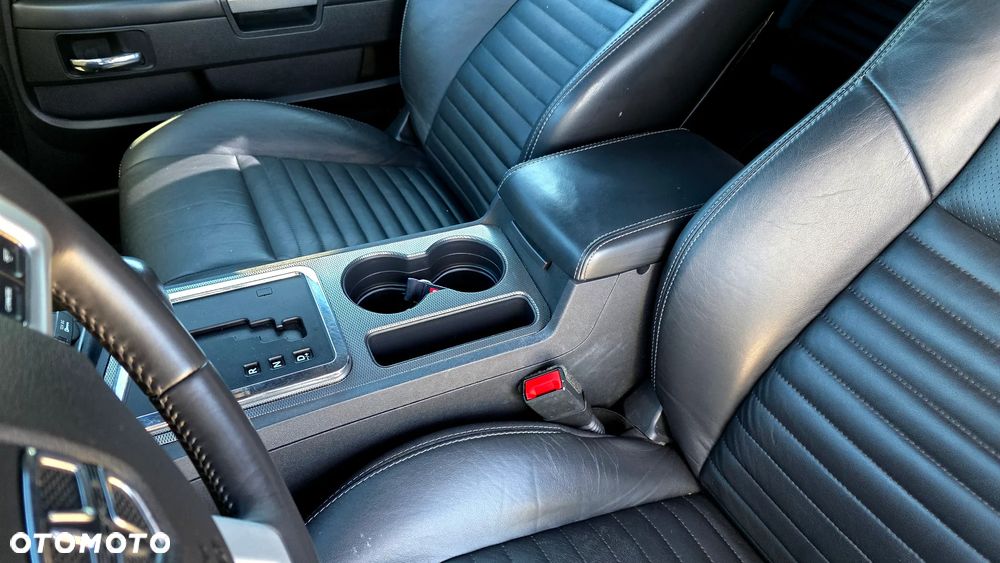 Dodge Challenger Automatik R/T Plus - 28