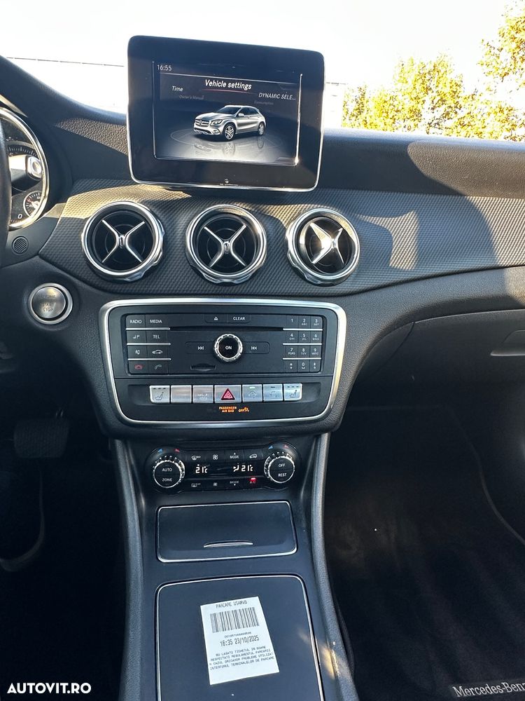 Mercedes-Benz GLA - 22