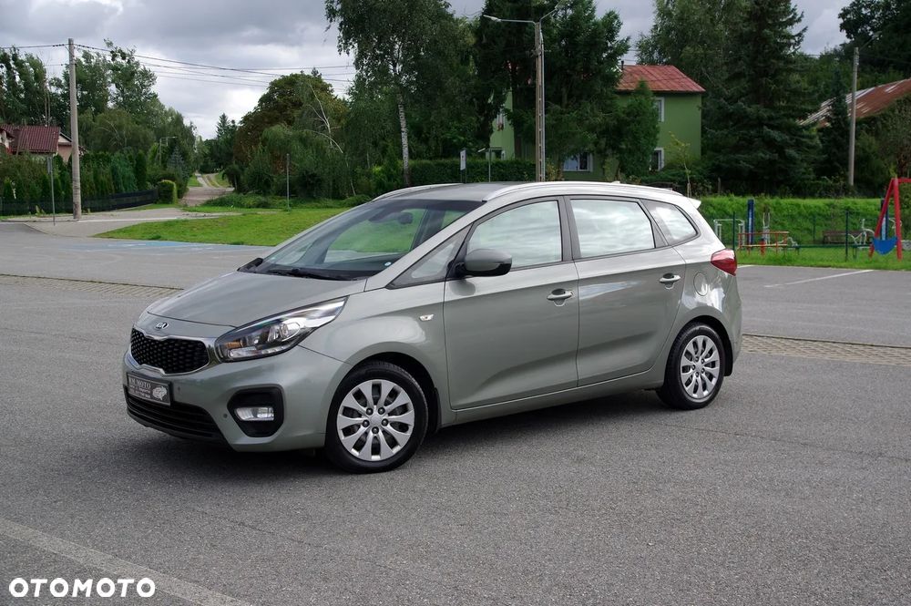Kia Carens 1.7 CRDi XL 7os - 11