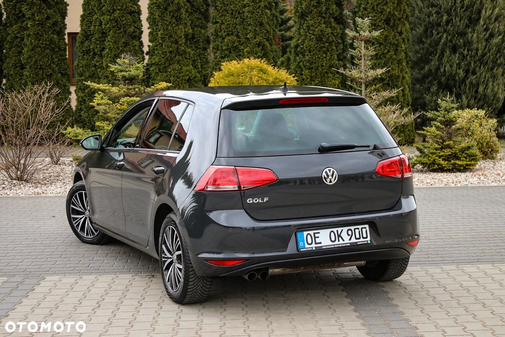 Volkswagen Golf 2.0 TDI BlueMotion Technology Allstar - 15