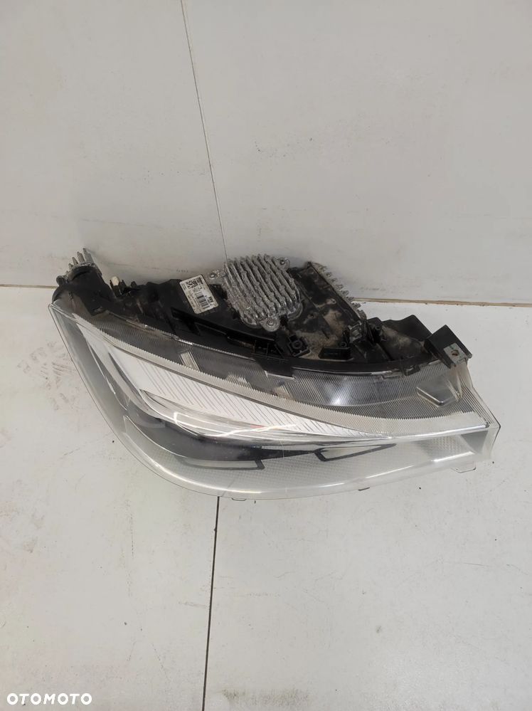 Lampa reflektor prawy przód full led BMW III 3 GT F34 lift m pakiet - 2