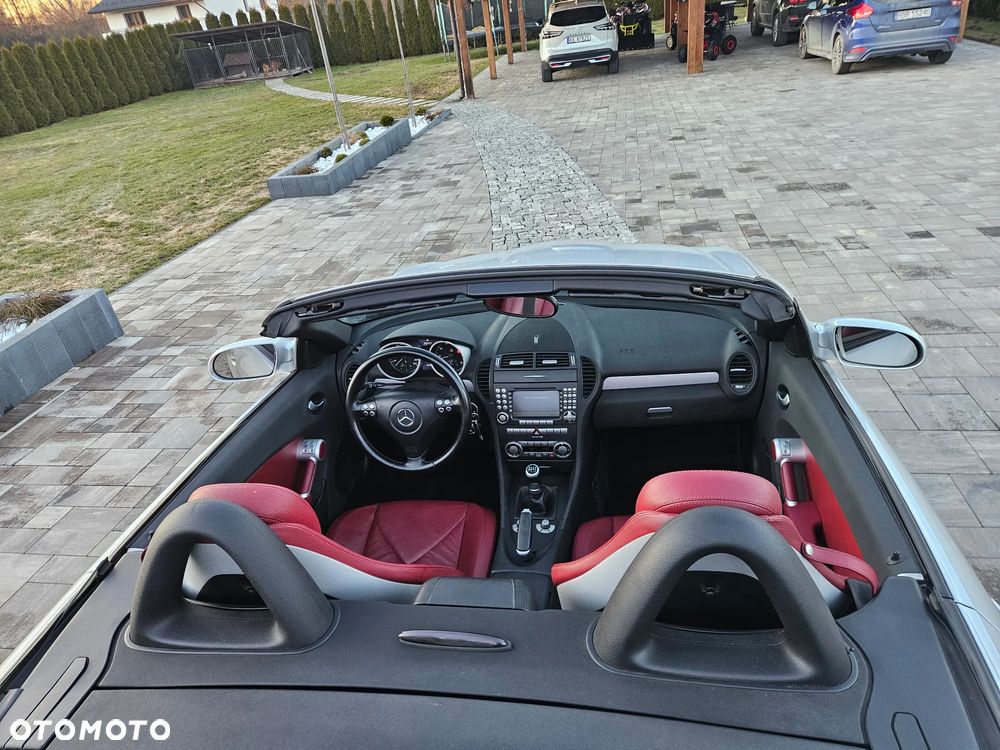 Mercedes-Benz SLK 300 Sport Edition - 26