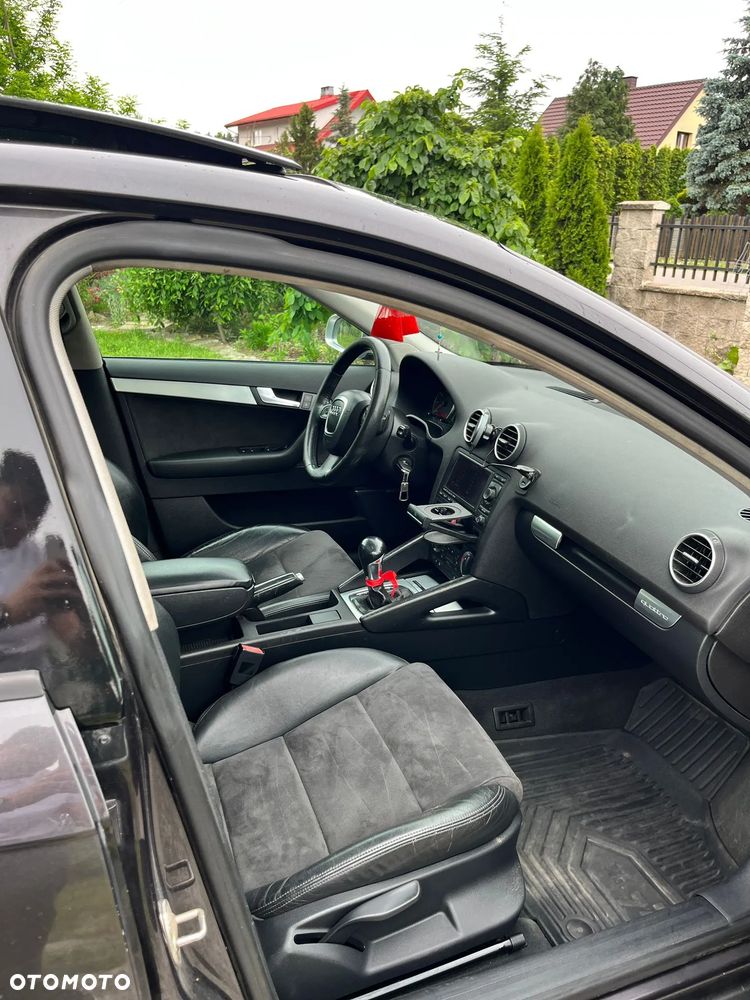 Audi A3 Sportback 3.2 quattro (DSG) S tronic S line Sportpaket plus - 19