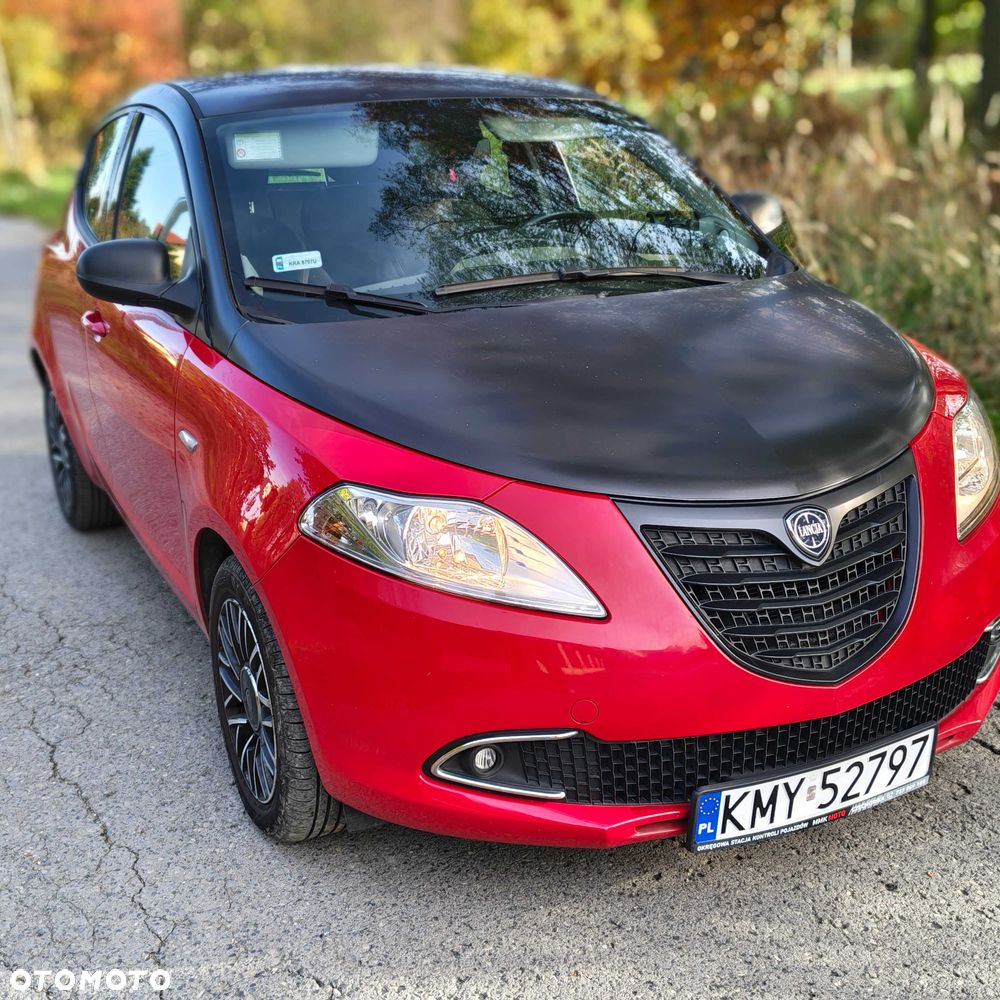 Lancia Ypsilon - 1